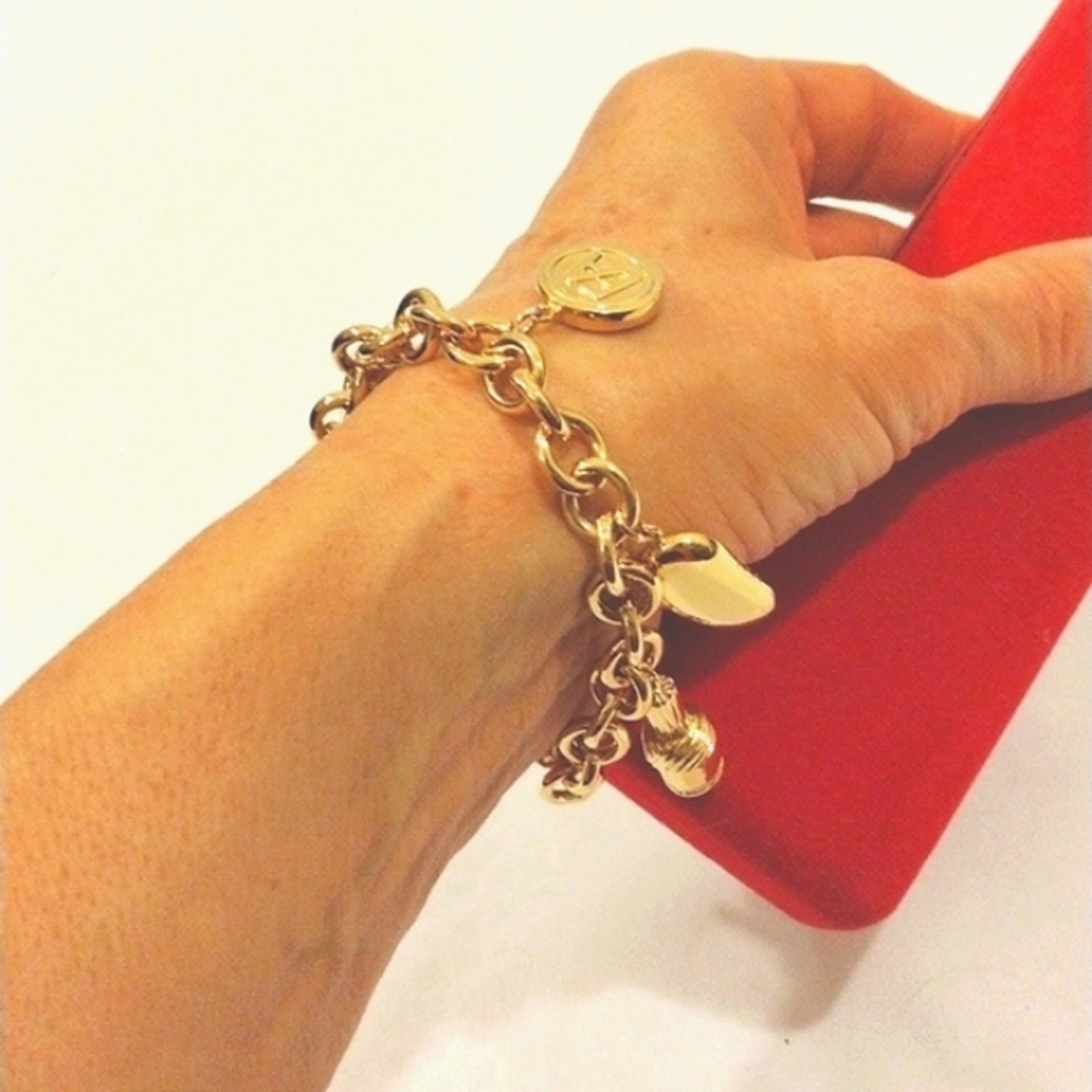 Vintage Elizabeth Arden Gold Charm Bracelet Thick Chain 5 Charms Red Velvet Box 150$